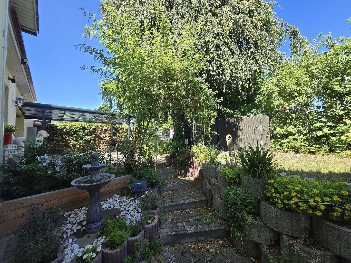 Prodej domu 253 m², pozemek 998 m², Untermeitingen, Bavorsko Prodej domu 253 m², pozemek 998 m², Untermeitingen, Bavorsko