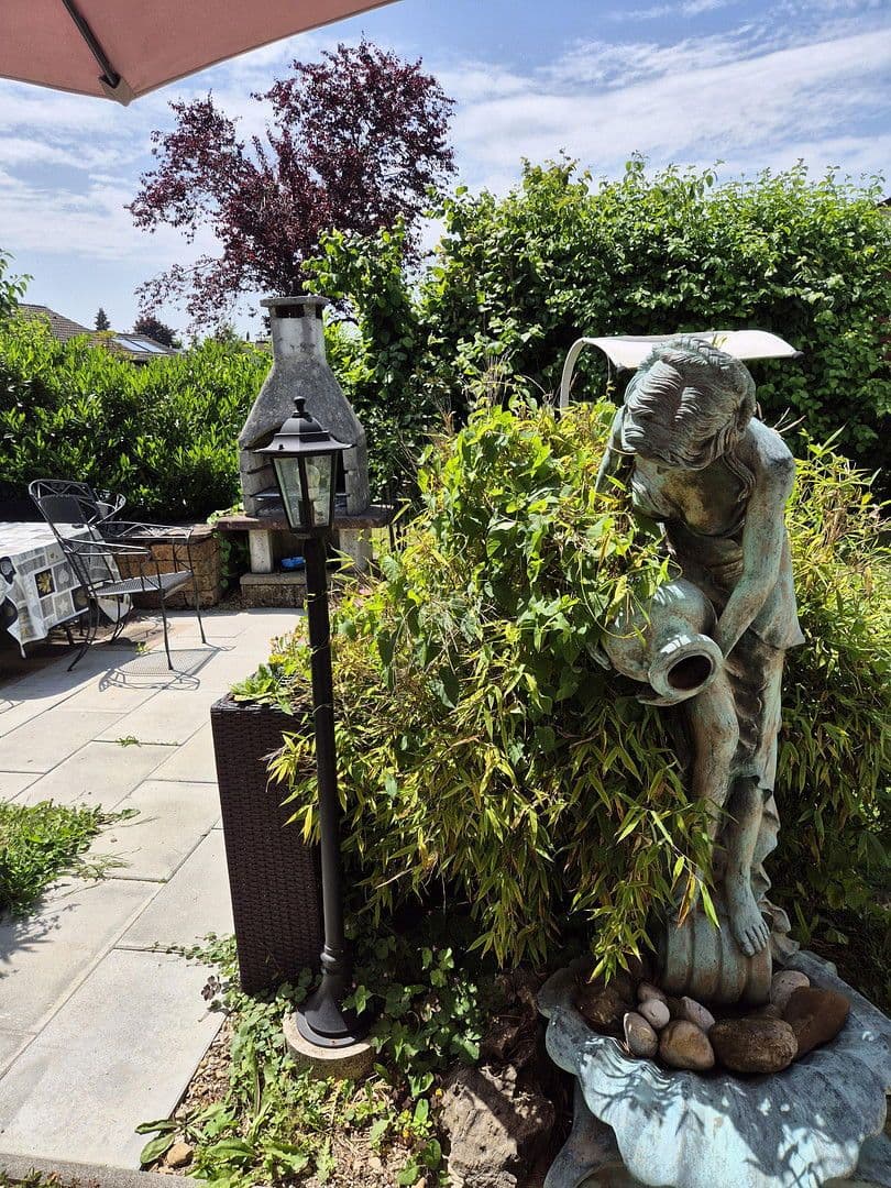 Prodej domu 253 m², pozemek 998 m², Untermeitingen, Bavorsko Prodej domu 253 m², pozemek 998 m², Untermeitingen, Bavorsko