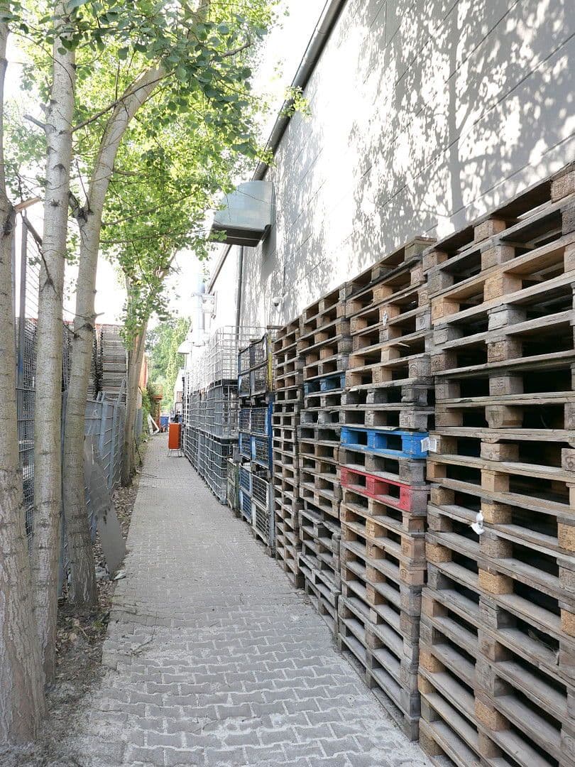 Prodej nebytového prostoru 3.272 m², Mühlheim am Main, Hessen Prodej nebytového prostoru 3.272 m², Mühlheim am Main, Hessen