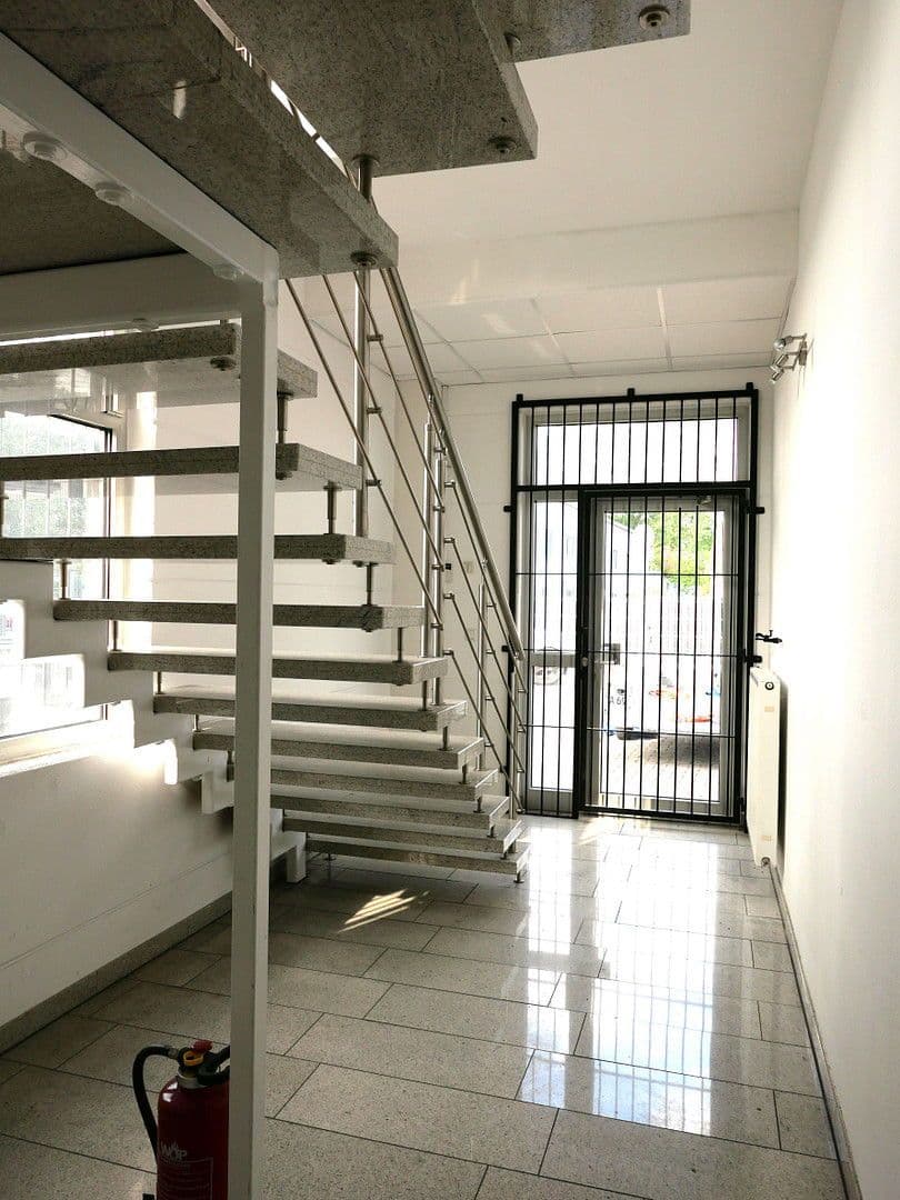 Prodej nebytového prostoru 3.272 m², Mühlheim am Main, Hessen Prodej nebytového prostoru 3.272 m², Mühlheim am Main, Hessen