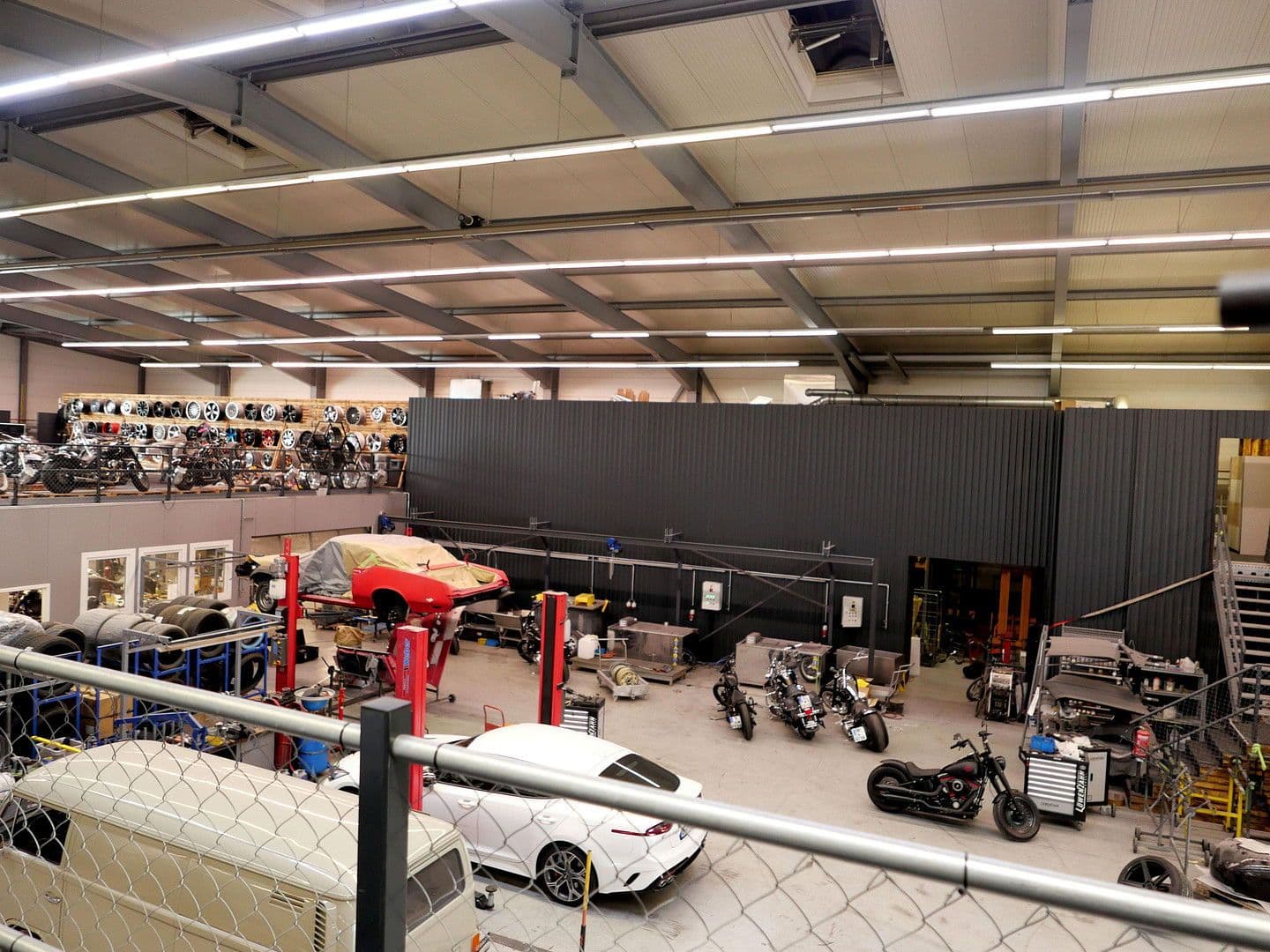 Prodej nebytového prostoru 3.272 m², Mühlheim am Main, Hessen Prodej nebytového prostoru 3.272 m², Mühlheim am Main, Hessen