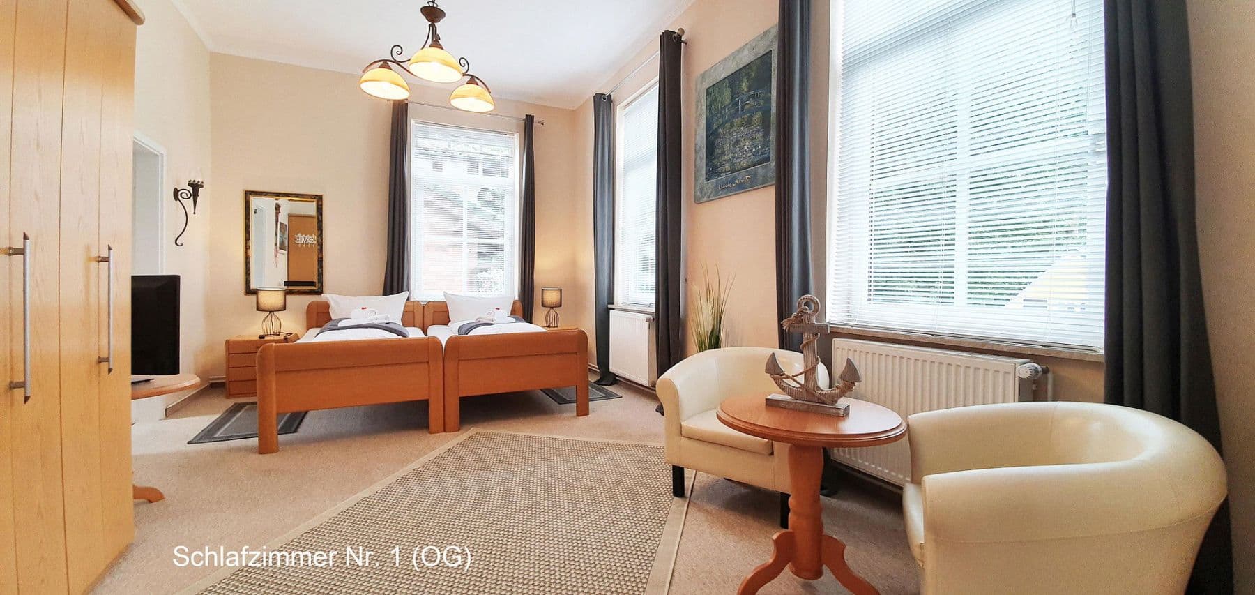 Prodej domu 369 m², pozemek 722 m², Am Lotsenberg 11, Travemünde, Šlesvicko-Holštýnsko Prodej domu 369 m², pozemek 722 m², Am Lotsenberg 11, Travemünde, Šlesvicko-Holštýnsko
