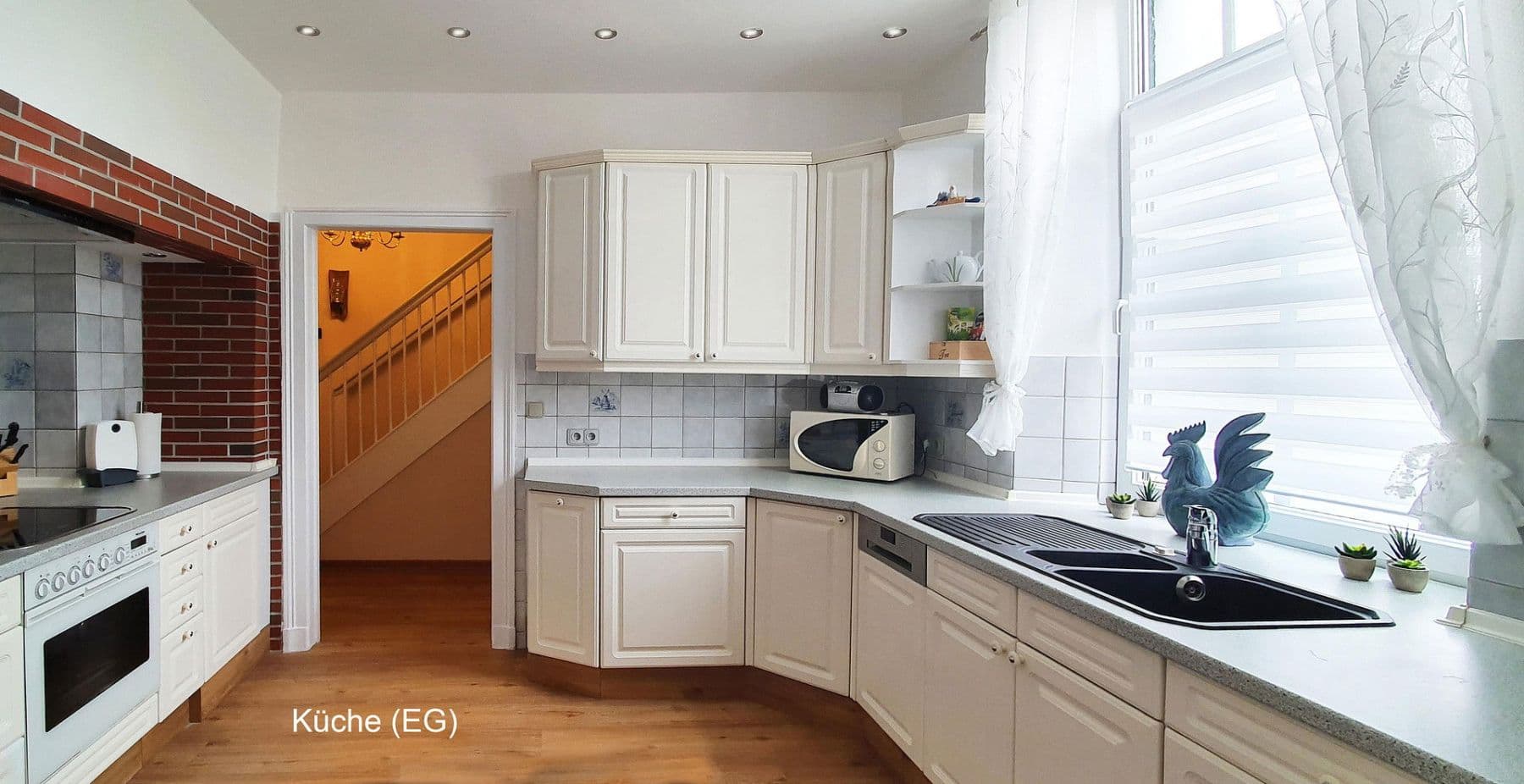 Prodej domu 369 m², pozemek 722 m², Am Lotsenberg 11, Travemünde, Šlesvicko-Holštýnsko Prodej domu 369 m², pozemek 722 m², Am Lotsenberg 11, Travemünde, Šlesvicko-Holštýnsko