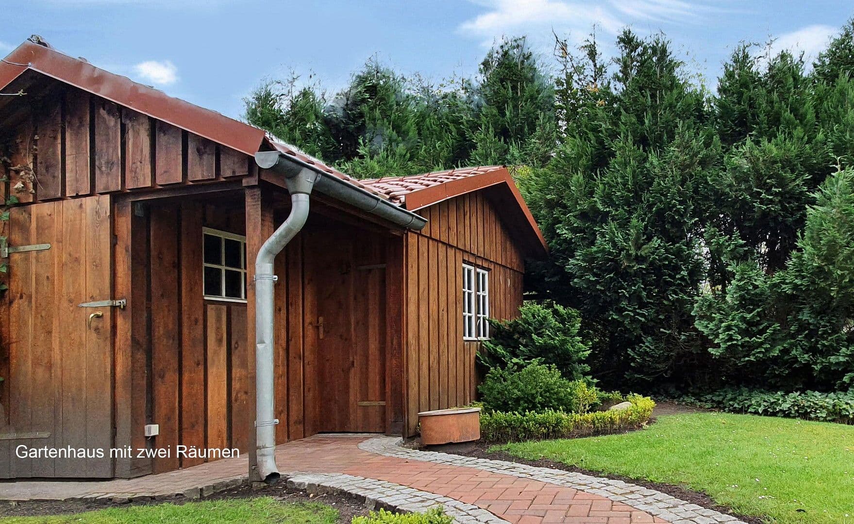 Prodej domu 369 m², pozemek 722 m², Am Lotsenberg 11, Travemünde, Šlesvicko-Holštýnsko Prodej domu 369 m², pozemek 722 m², Am Lotsenberg 11, Travemünde, Šlesvicko-Holštýnsko