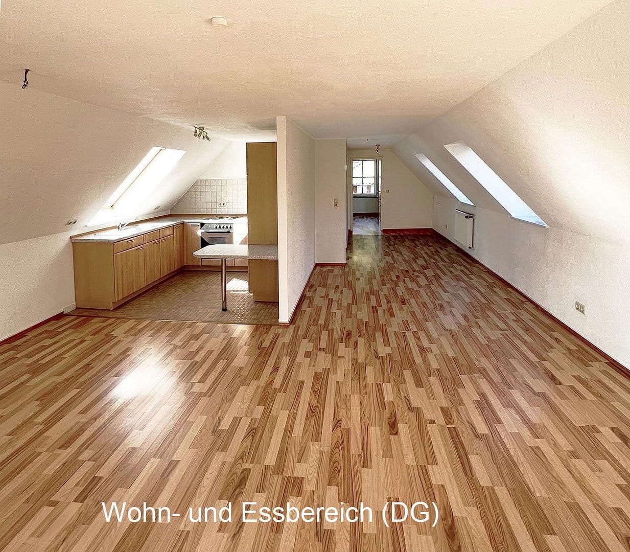 Prodej domu 369 m², pozemek 722 m², Am Lotsenberg 11, Travemünde, Šlesvicko-Holštýnsko Prodej domu 369 m², pozemek 722 m², Am Lotsenberg 11, Travemünde, Šlesvicko-Holštýnsko