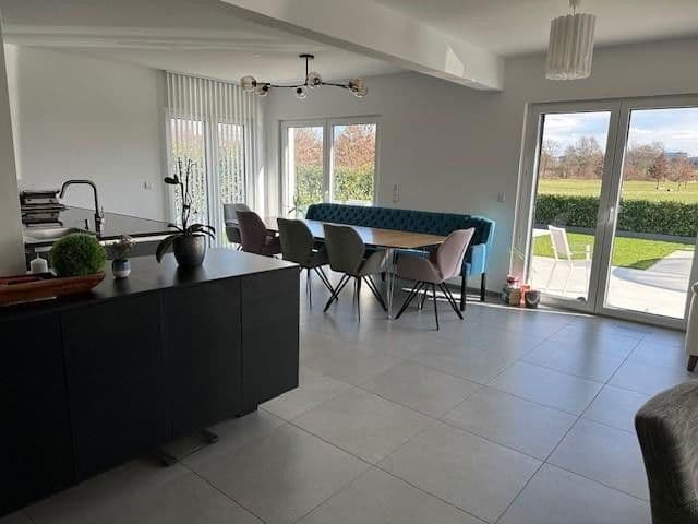 Prodej domu 180 m², pozemek 452 m², Markdorf, Bádensko-Württembersko Prodej domu 180 m², pozemek 452 m², Markdorf, Bádensko-Württembersko