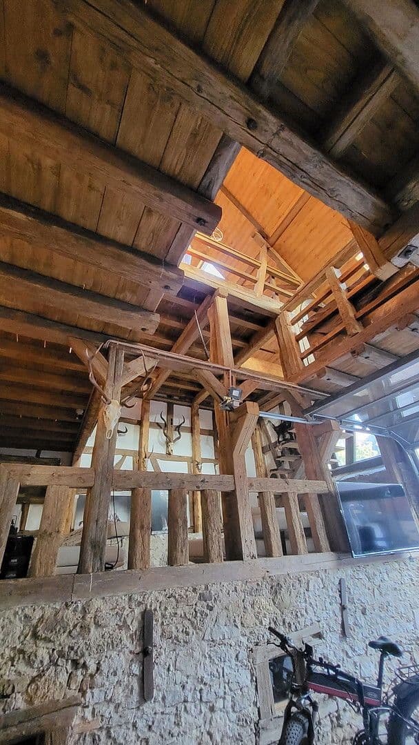 Prodej domu 280 m², pozemek 379 m², Rodenbach, Hessen Prodej domu 280 m², pozemek 379 m², Rodenbach, Hessen