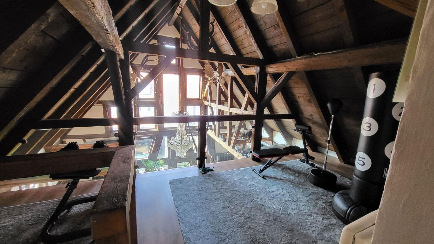 Prodej domu 280 m², pozemek 379 m², Rodenbach, Hessen Prodej domu 280 m², pozemek 379 m², Rodenbach, Hessen