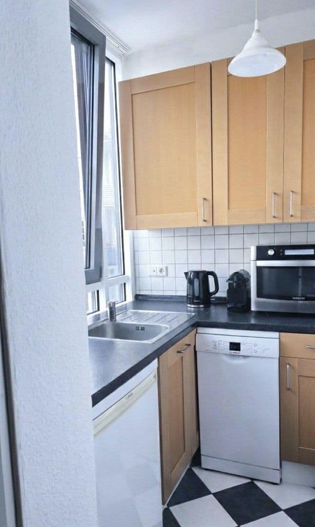 Pronájem bytu 2+1 44 m², Hannover, Dolní Sasko Pronájem bytu 2+1 44 m², Hannover, Dolní Sasko