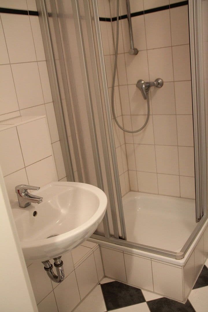 Pronájem bytu 2+1 44 m², Hannover, Dolní Sasko Pronájem bytu 2+1 44 m², Hannover, Dolní Sasko