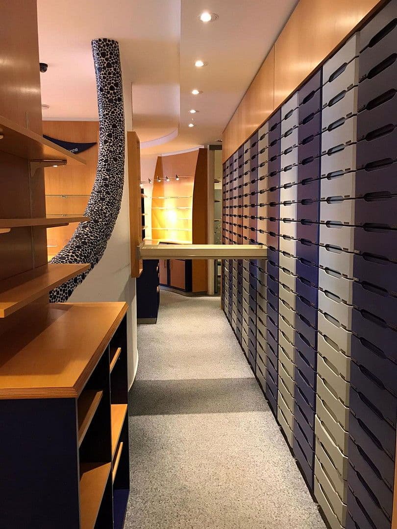 Prodej nebytového prostoru 291 m², Salzufler Str. 25, Bad Salzuflen, Severní Porýní-Vestfálsko Prodej nebytového prostoru 291 m², Salzufler Str. 25, Bad Salzuflen, Severní Porýní-Vestfálsko