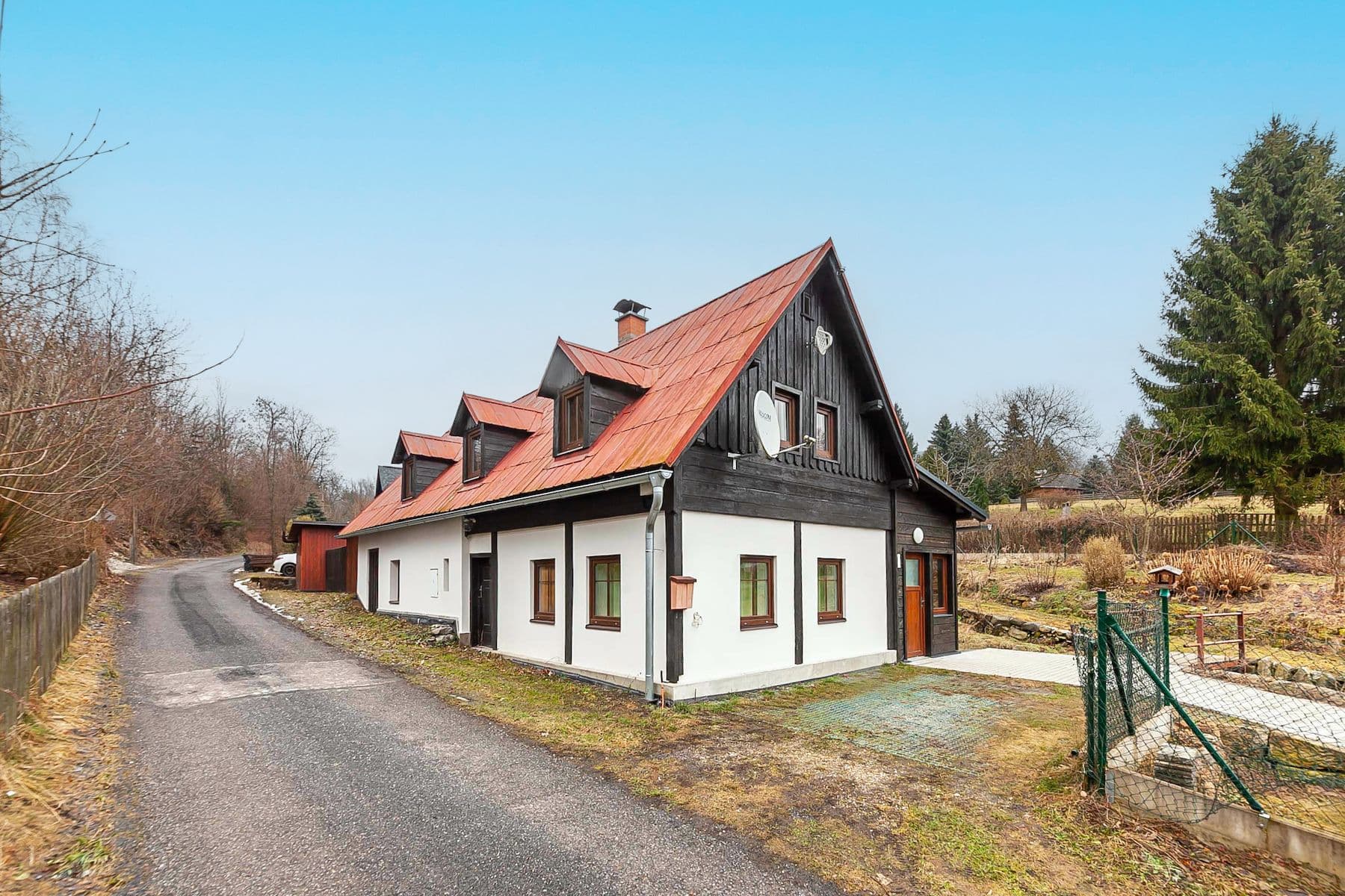 Prodej domu 143 m², pozemek 1.130 m², Zdislava, Liberecký kraj Prodej domu 143 m², pozemek 1.130 m², Zdislava, Liberecký kraj