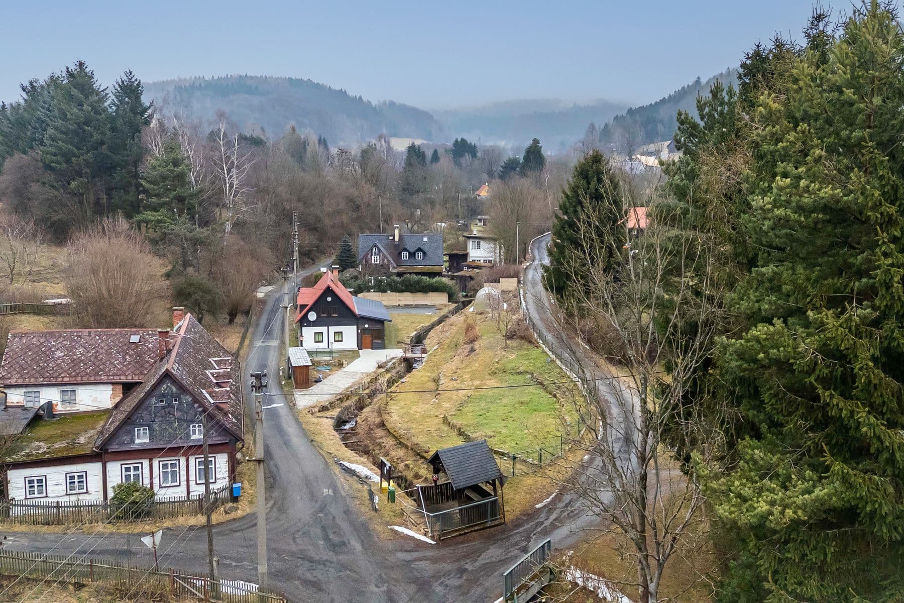 Prodej domu 143 m², pozemek 1.130 m², Zdislava, Liberecký kraj Prodej domu 143 m², pozemek 1.130 m², Zdislava, Liberecký kraj