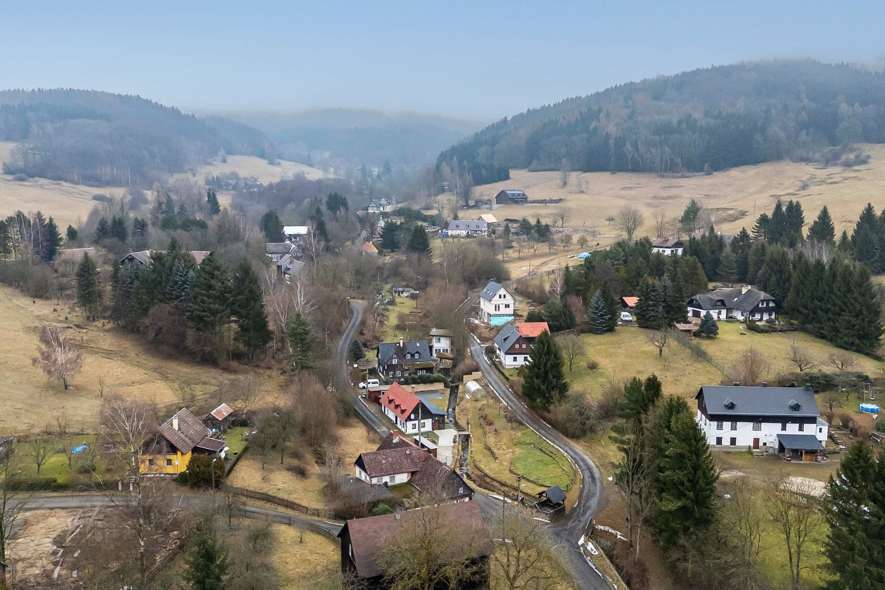 Prodej domu 143 m², pozemek 1.130 m², Zdislava, Liberecký kraj Prodej domu 143 m², pozemek 1.130 m², Zdislava, Liberecký kraj