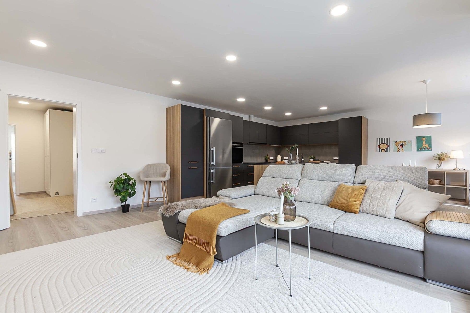 Prodej bytu 2+kk 75 m², Mileny Hážové, Mladá Boleslav, Středočeský kraj Prodej bytu 2+kk 75 m², Mileny Hážové, Mladá Boleslav, Středočeský kraj