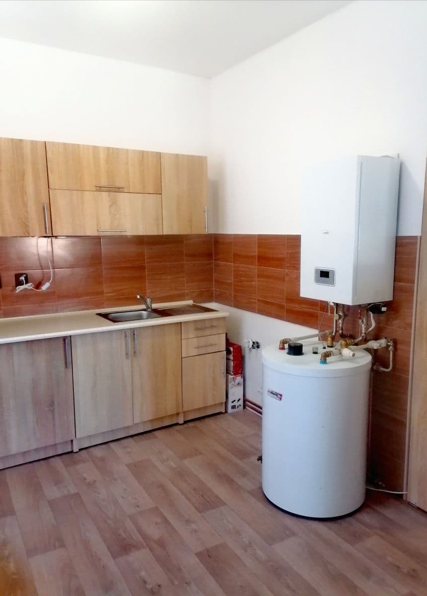 Pronájem bytu 3+kk 66 m², Husova, Nepomuk, Plzeňský kraj Pronájem bytu 3+kk 66 m², Husova, Nepomuk, Plzeňský kraj