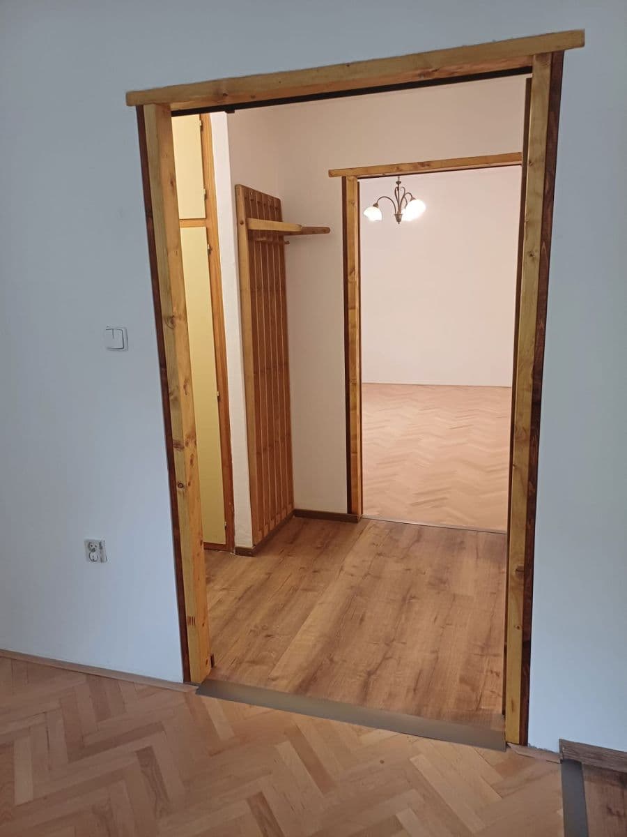 Pronájem bytu 2+kk 54 m², Zborovská, Brno, Jihomoravský kraj Pronájem bytu 2+kk 54 m², Zborovská, Brno, Jihomoravský kraj