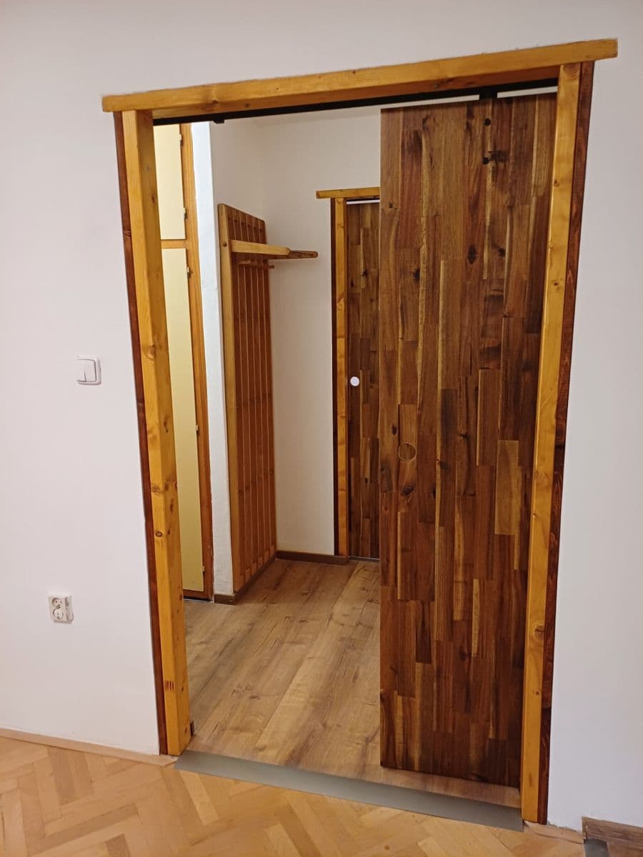 Pronájem bytu 2+kk 54 m², Zborovská, Brno, Jihomoravský kraj Pronájem bytu 2+kk 54 m², Zborovská, Brno, Jihomoravský kraj