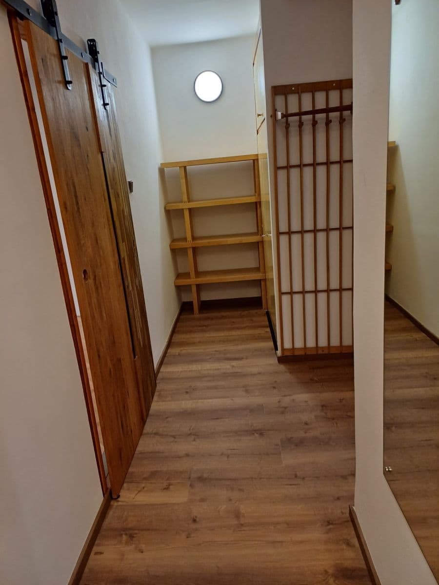 Pronájem bytu 2+kk 54 m², Zborovská, Brno, Jihomoravský kraj Pronájem bytu 2+kk 54 m², Zborovská, Brno, Jihomoravský kraj