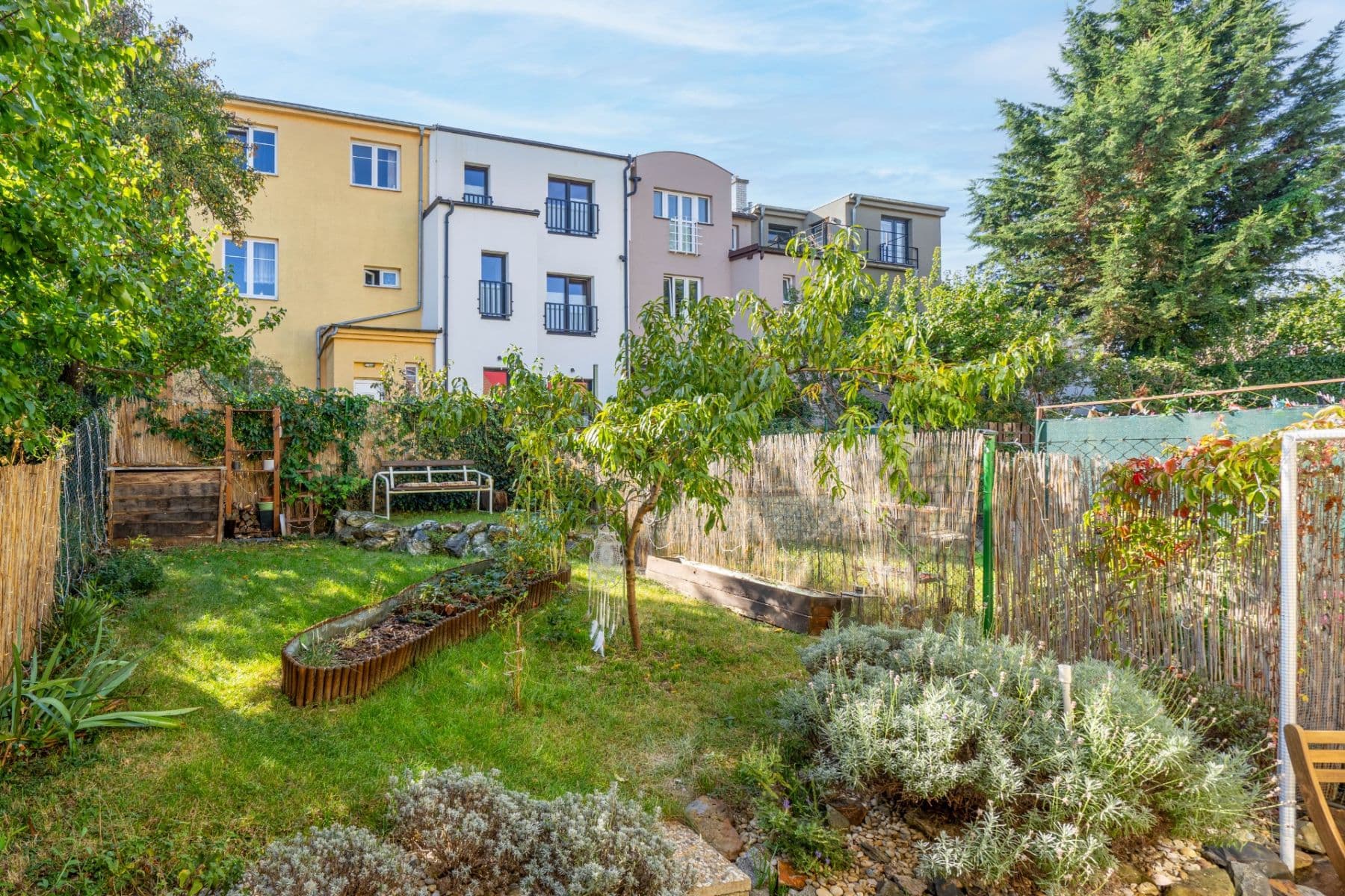 Pronájem bytu 15 m², Jiřinková, Praha, Praha Pronájem bytu 15 m², Jiřinková, Praha, Praha