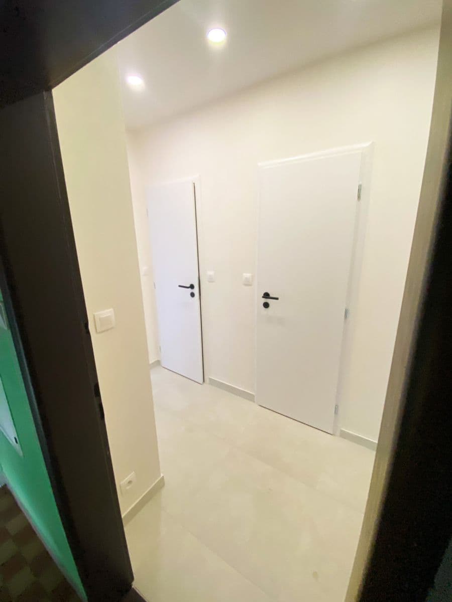 Pronájem bytu 2+1 52 m², Osiková, Praha, Praha Pronájem bytu 2+1 52 m², Osiková, Praha, Praha