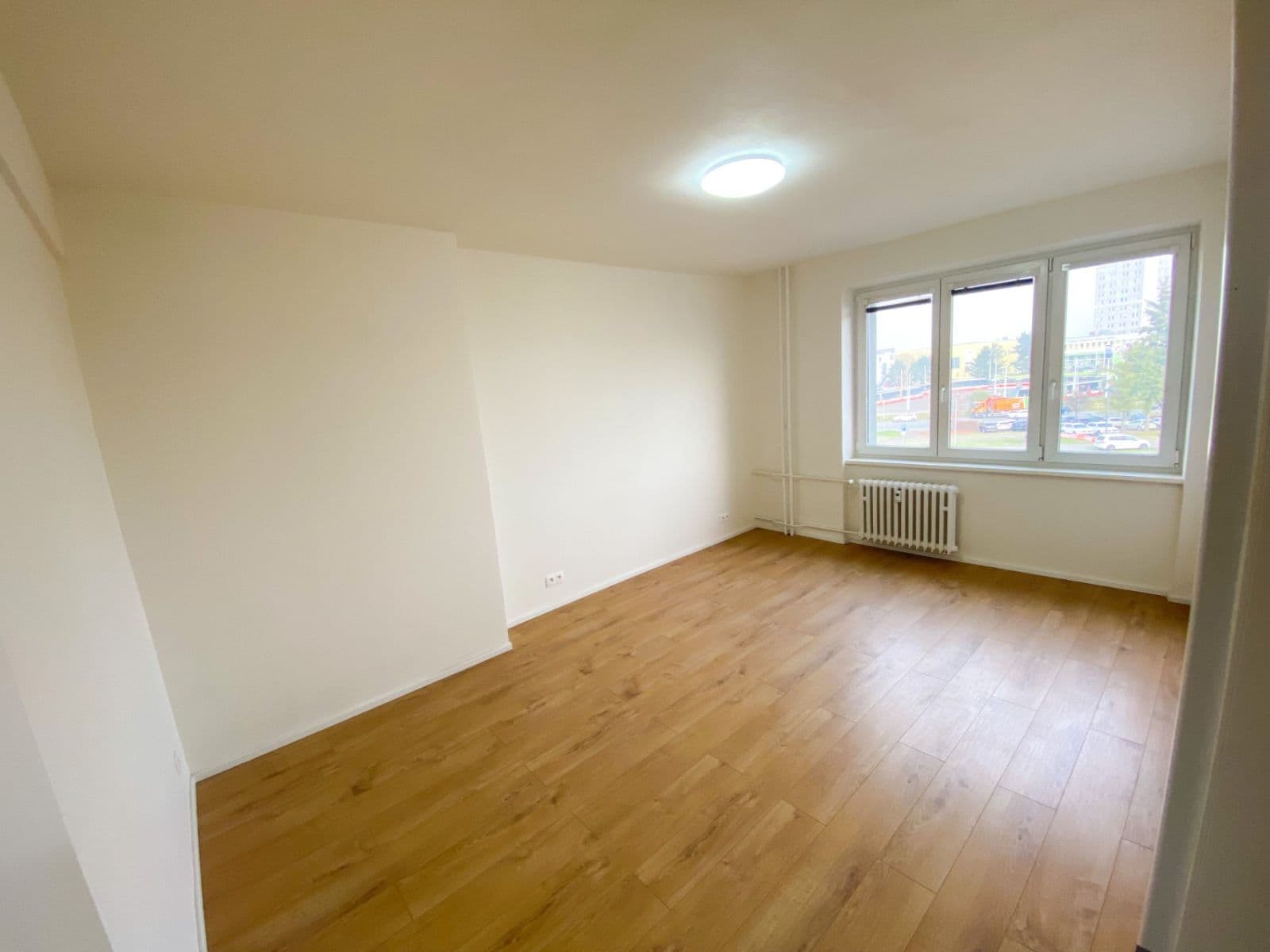 Pronájem bytu 2+1 52 m², Osiková, Praha, Praha Pronájem bytu 2+1 52 m², Osiková, Praha, Praha