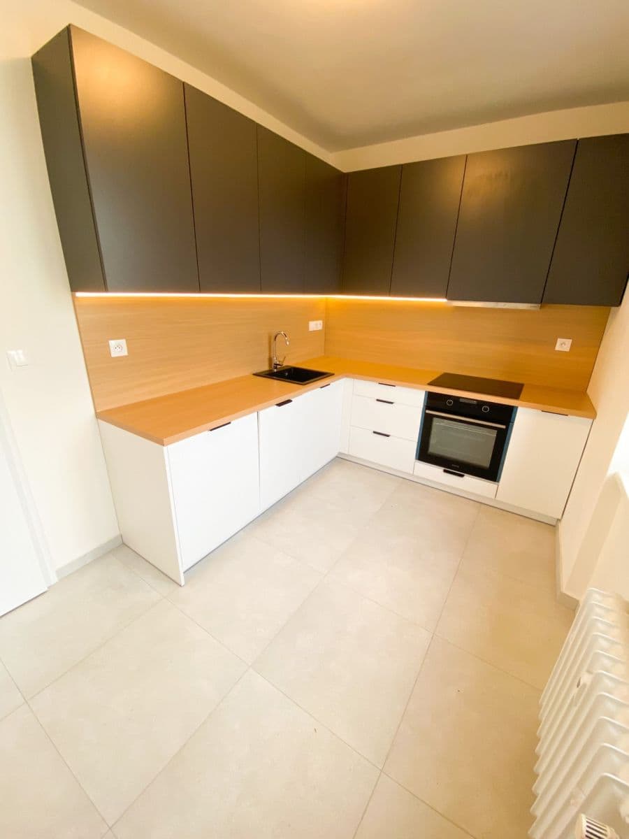 Pronájem bytu 2+1 52 m², Osiková, Praha, Praha Pronájem bytu 2+1 52 m², Osiková, Praha, Praha