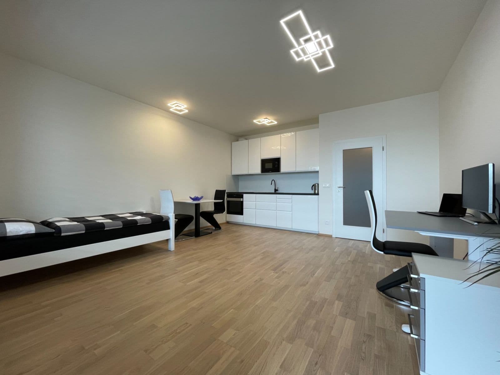 Pronájem bytu 1+kk 35 m², Pechmanových, Praha, Praha Pronájem bytu 1+kk 35 m², Pechmanových, Praha, Praha