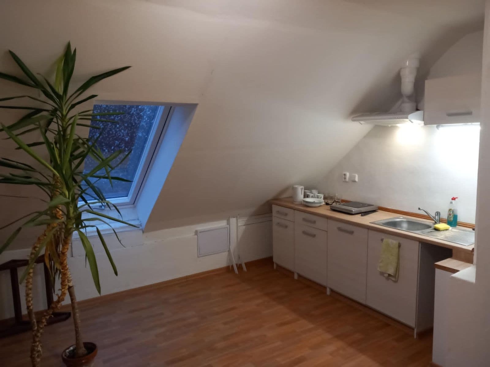 Pronájem bytu 65 m², Zahradnická, Litoměřice, Ústecký kraj Pronájem bytu 65 m², Zahradnická, Litoměřice, Ústecký kraj