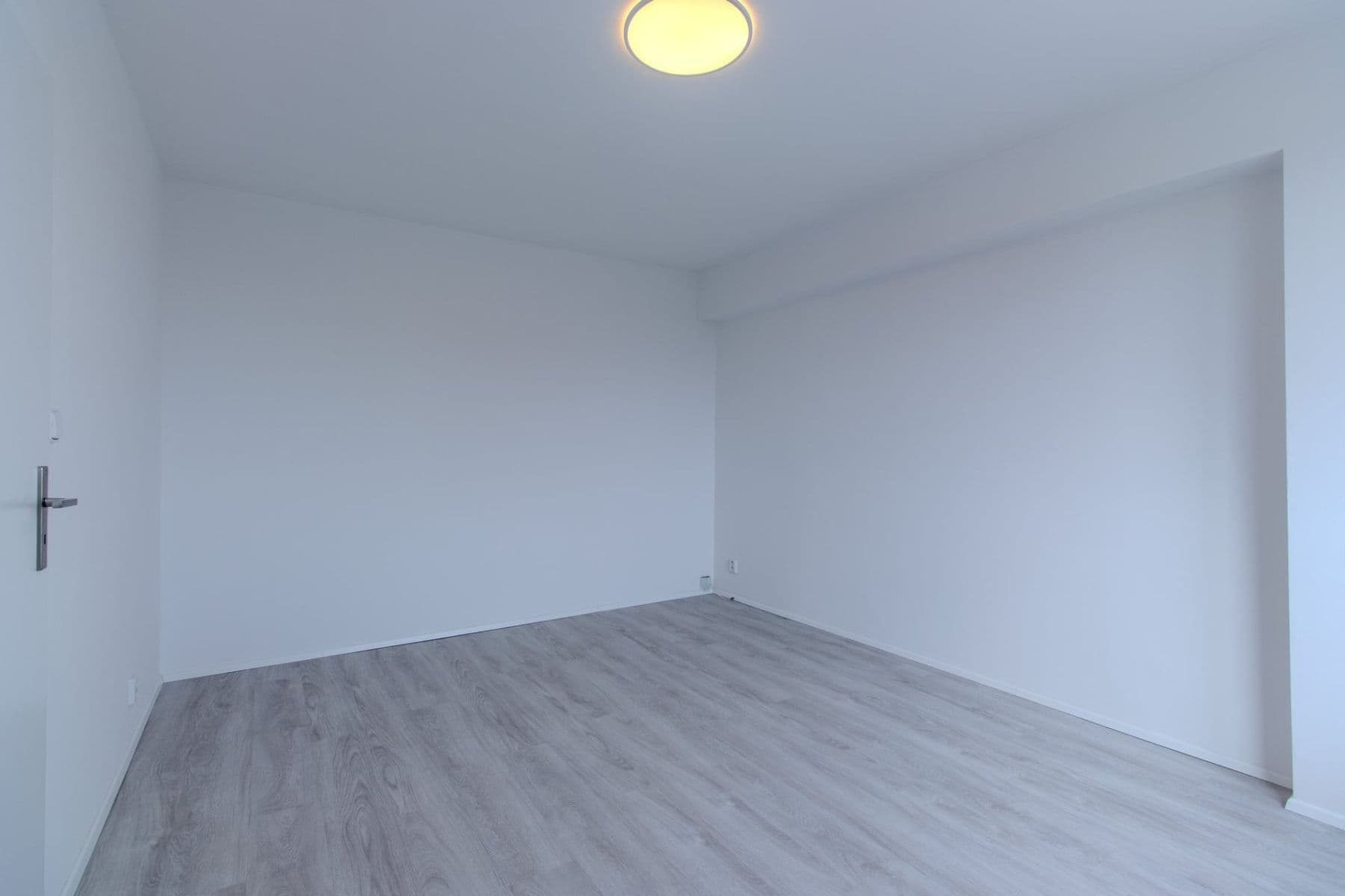 Pronájem bytu 1+1 32 m², sídl. Hůrka, Kralupy nad Vltavou, Středočeský kraj Pronájem bytu 1+1 32 m², sídl. Hůrka, Kralupy nad Vltavou, Středočeský kraj