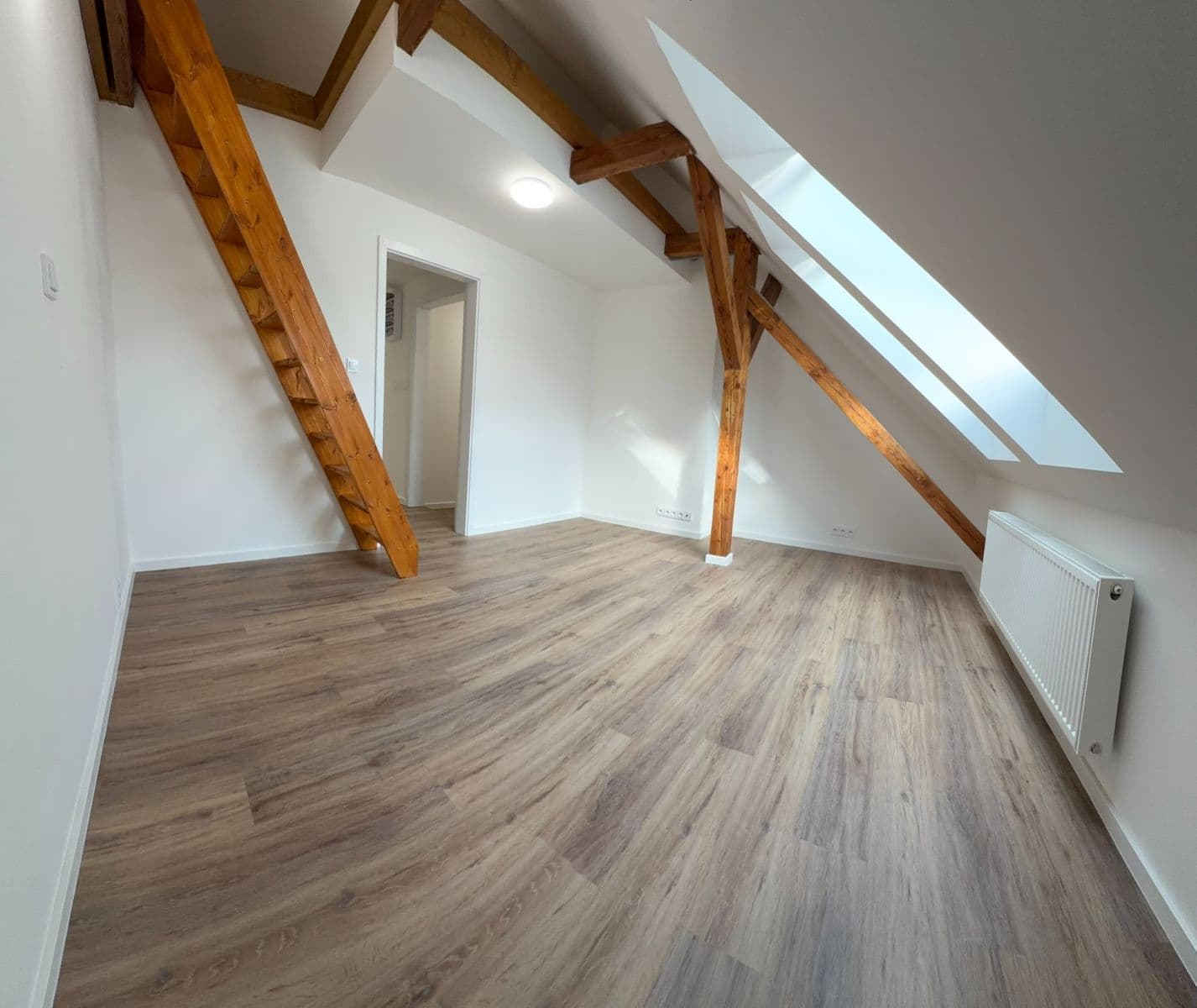 Pronájem bytu 2+kk 50 m², Alešova, Ústí nad Labem, Ústecký kraj Pronájem bytu 2+kk 50 m², Alešova, Ústí nad Labem, Ústecký kraj