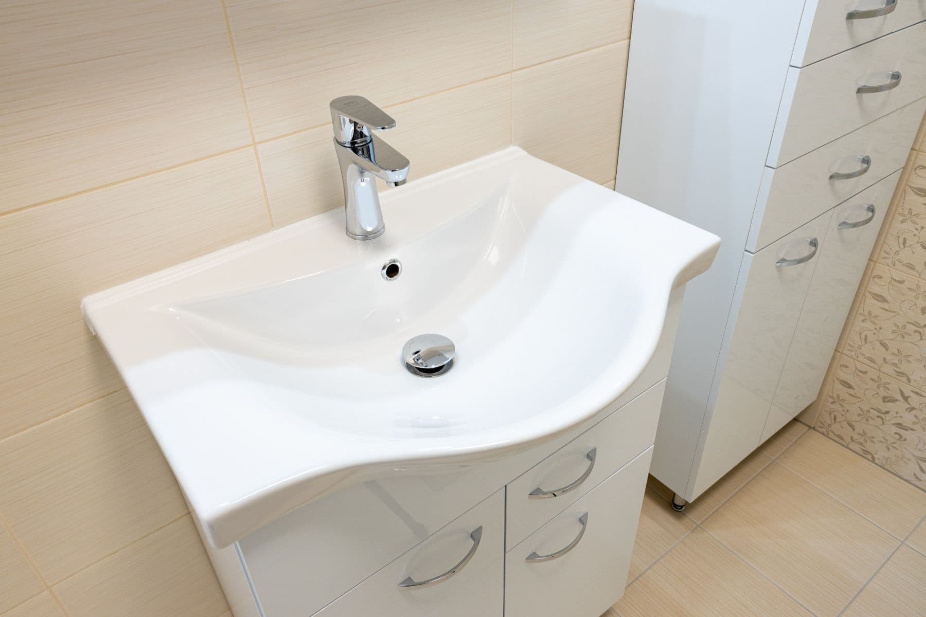 Pronájem bytu 2+1 103 m², Náměstí Přemysla Otakara Ⅱ., České Budějovice, Jihočeský kraj Pronájem bytu 2+1 103 m², Náměstí Přemysla Otakara Ⅱ., České Budějovice, Jihočeský kraj