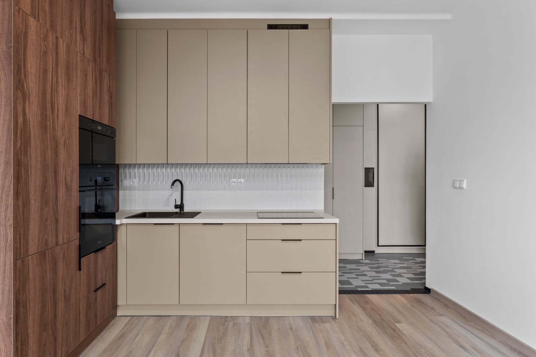 Pronájem bytu 2+kk 49 m², Ortenovo náměstí, Praha, Praha Pronájem bytu 2+kk 49 m², Ortenovo náměstí, Praha, Praha