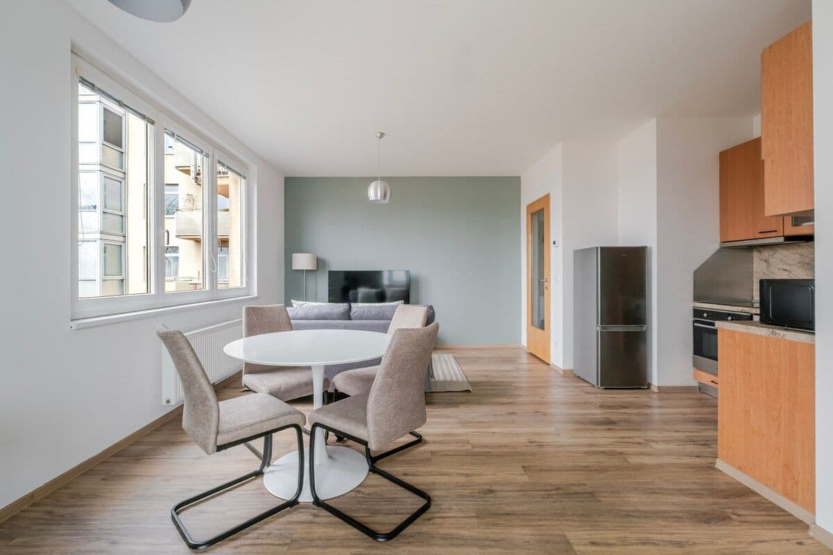 Pronájem bytu 60 m², U Zvonařky g, Praha, Praha Pronájem bytu 60 m², U Zvonařky g, Praha, Praha