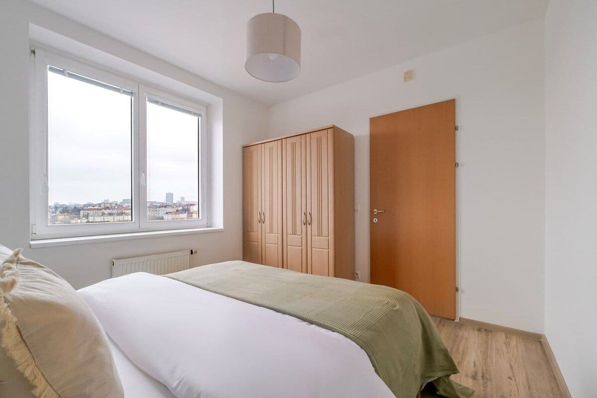 Pronájem bytu 60 m², U Zvonařky g, Praha, Praha Pronájem bytu 60 m², U Zvonařky g, Praha, Praha