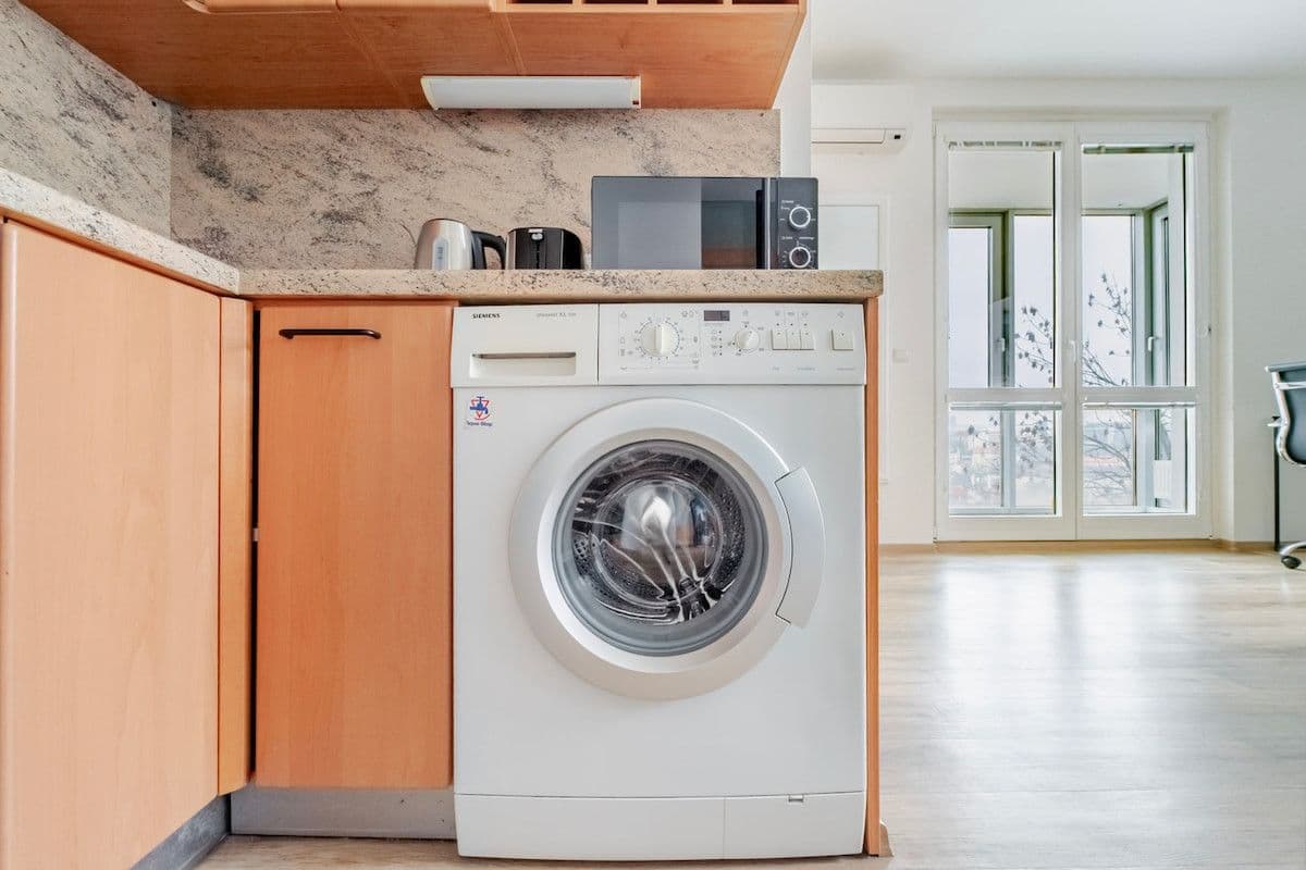 Pronájem bytu 60 m², U Zvonařky g, Praha, Praha Pronájem bytu 60 m², U Zvonařky g, Praha, Praha