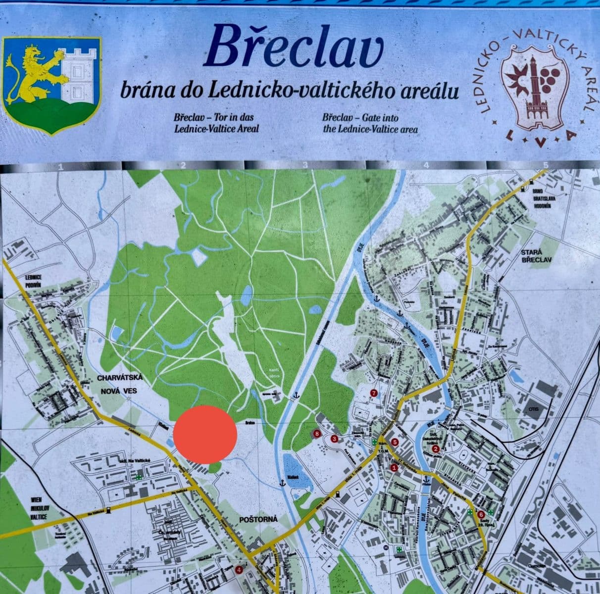 Prodej bytu 3+1 122 m², Hlavní, Břeclav, Jihomoravský kraj Prodej bytu 3+1 122 m², Hlavní, Břeclav, Jihomoravský kraj