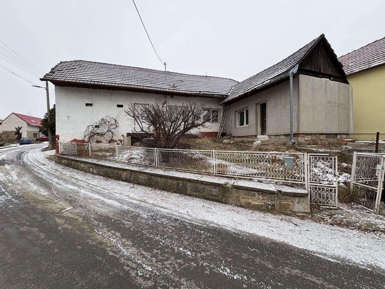 Prodej domu 77 m², pozemek 211 m², Velký Ořechov, Zlínský kraj Prodej domu 77 m², pozemek 211 m², Velký Ořechov, Zlínský kraj