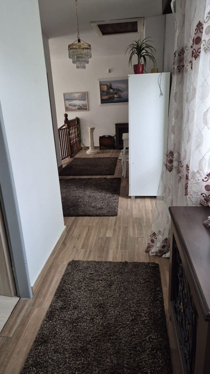 Pronájem domu 440 m², pozemek 913 m², Údolní, Úštěk, Ústecký kraj Pronájem domu 440 m², pozemek 913 m², Údolní, Úštěk, Ústecký kraj