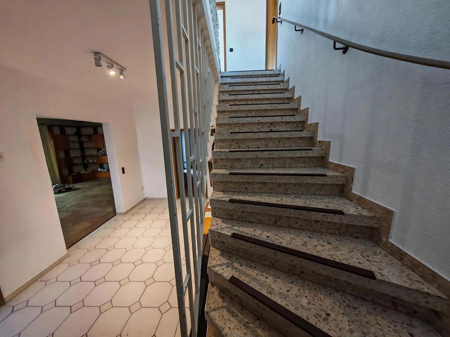 Prodej domu 250 m², pozemek 885 m², Twistringen, Dolní Sasko Prodej domu 250 m², pozemek 885 m², Twistringen, Dolní Sasko