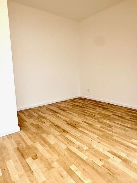 Pronájem bytu 2+kk 80 m², Frankfurt, Hessen Pronájem bytu 2+kk 80 m², Frankfurt, Hessen