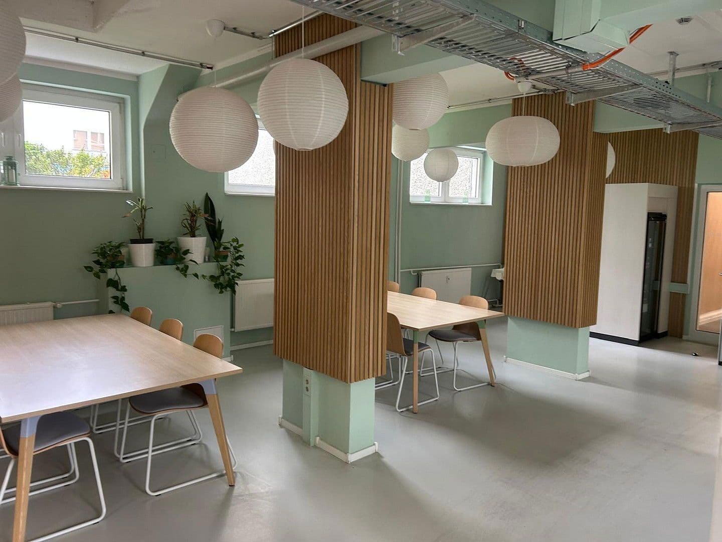 Pronájem kanceláře 1.402 m², Lichtenberg, Berlín Pronájem kanceláře 1.402 m², Lichtenberg, Berlín