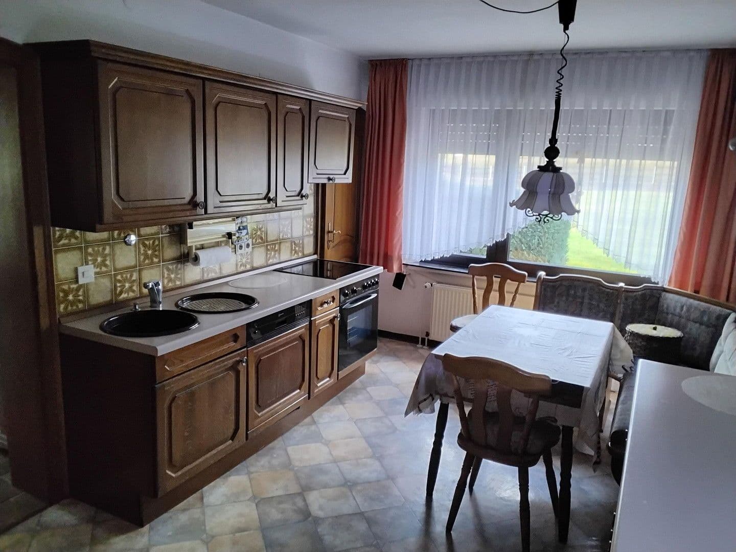 Prodej domu 139 m², pozemek 495 m², Mechernich, Severní Porýní-Vestfálsko Prodej domu 139 m², pozemek 495 m², Mechernich, Severní Porýní-Vestfálsko