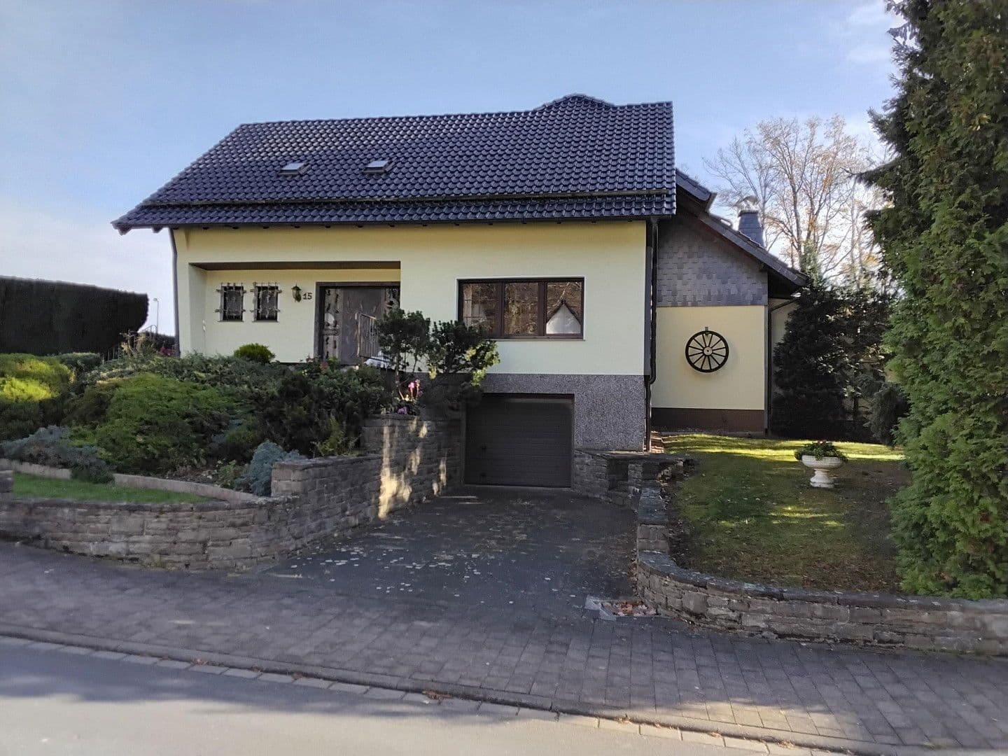 Prodej domu 139 m², pozemek 495 m², Mechernich, Severní Porýní-Vestfálsko Prodej domu 139 m², pozemek 495 m², Mechernich, Severní Porýní-Vestfálsko