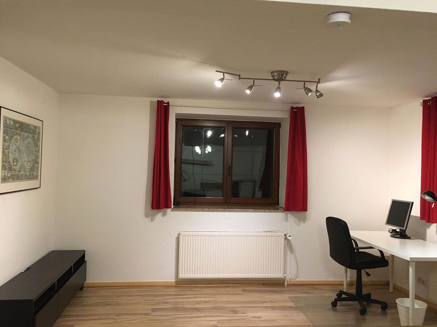 Pronájem bytu 3+1 85 m², Breite STr. 7 A, Algermissen, Dolní Sasko Pronájem bytu 3+1 85 m², Breite STr. 7 A, Algermissen, Dolní Sasko