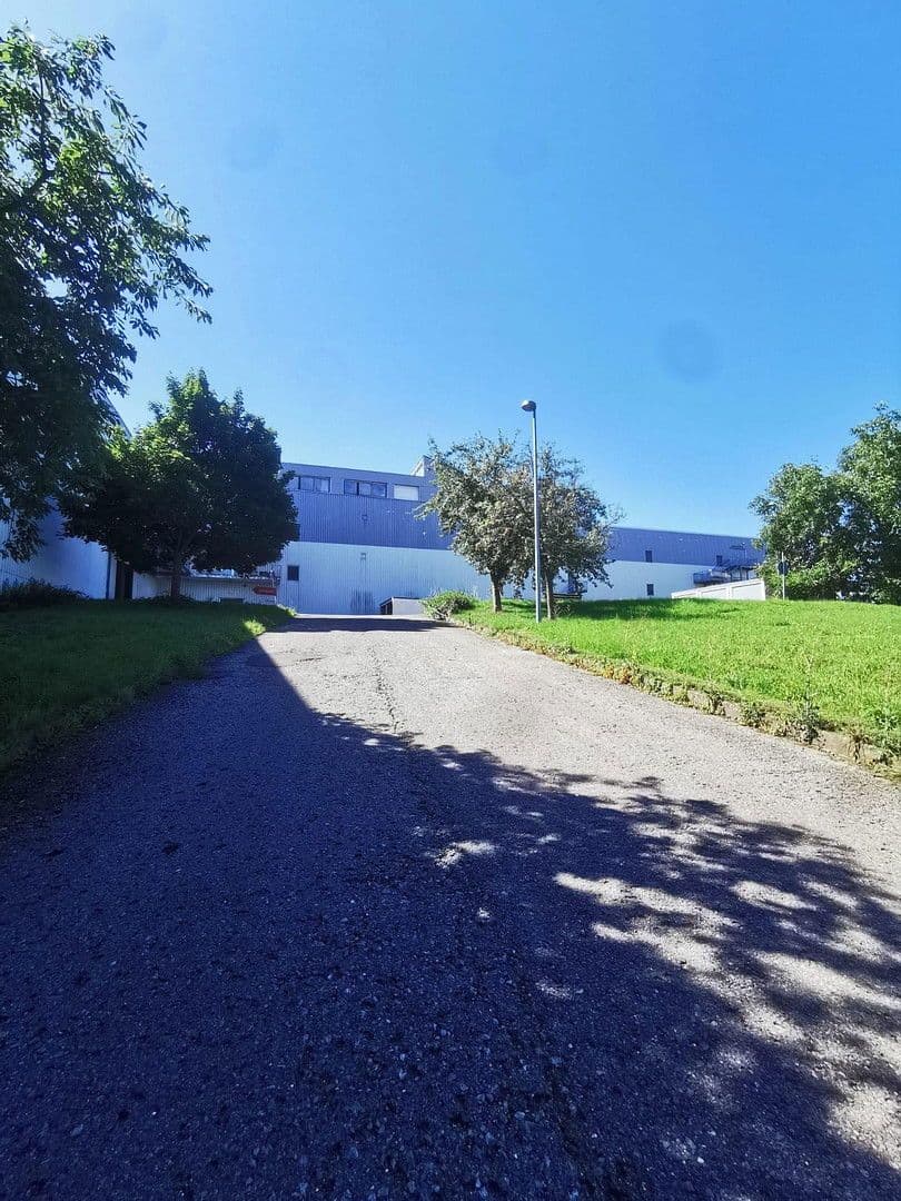 Pronájem nebytového prostoru 18.090 m², Dachtelstraße 26, Mössingen, Bádensko-Württembersko Pronájem nebytového prostoru 18.090 m², Dachtelstraße 26, Mössingen, Bádensko-Württembersko