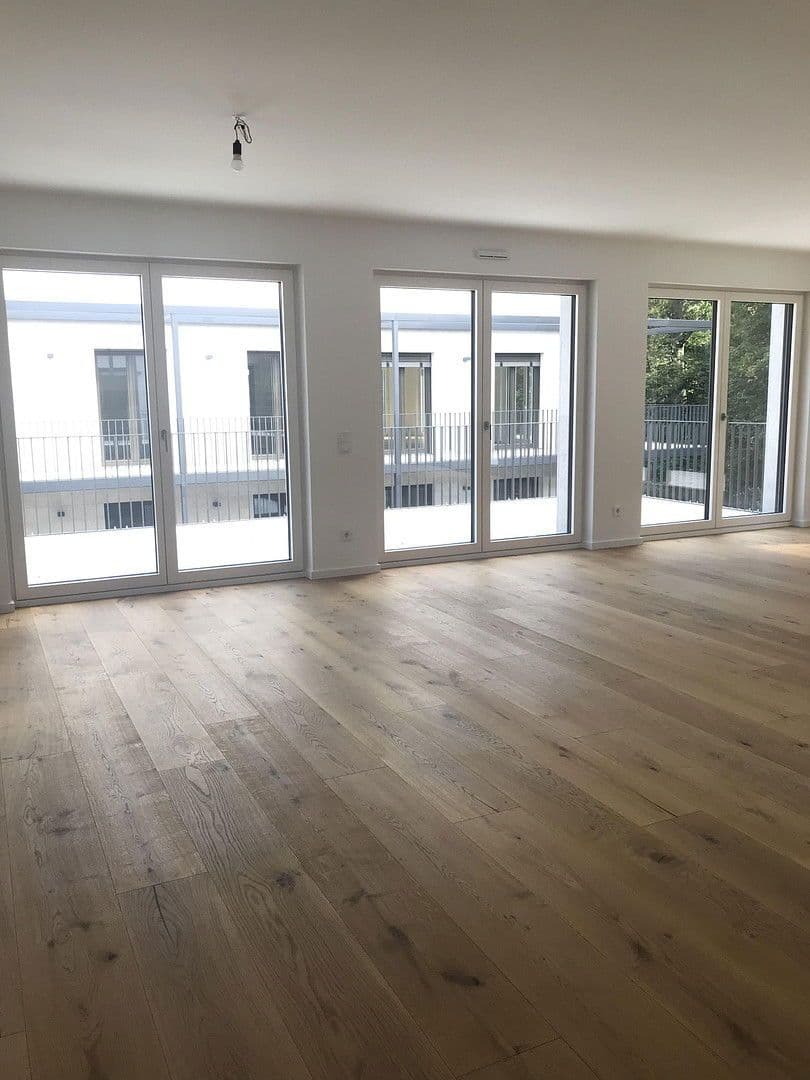 Pronájem bytu 4+1 169 m², Dreieich, Hessen Pronájem bytu 4+1 169 m², Dreieich, Hessen