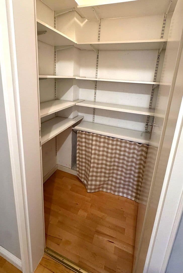 Prodej bytu 3+1 108 m², Hamburg, Hamburg Prodej bytu 3+1 108 m², Hamburg, Hamburg