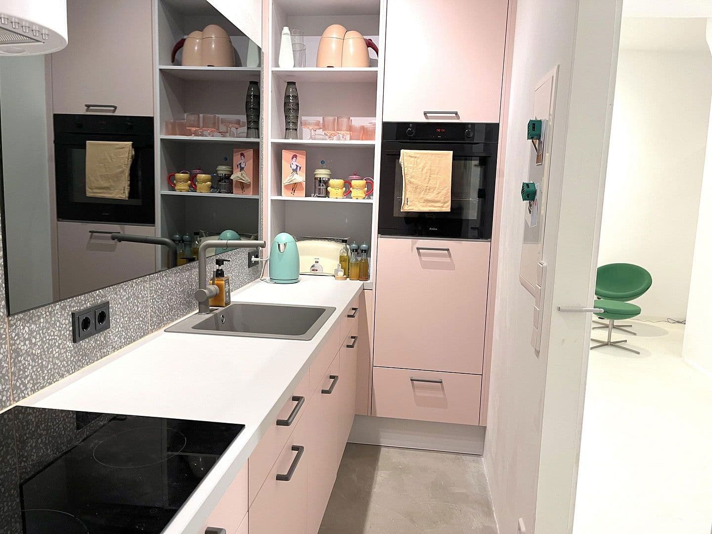 Pronájem kanceláře 137 m², Schönleinstr. 5, Berlin, Berlín Pronájem kanceláře 137 m², Schönleinstr. 5, Berlin, Berlín