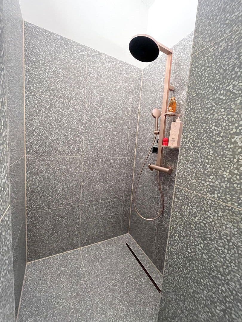 Pronájem kanceláře 137 m², Schönleinstr. 5, Berlin, Berlín Pronájem kanceláře 137 m², Schönleinstr. 5, Berlin, Berlín